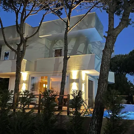别墅 Beachfront In Qerret With A Private Pool *