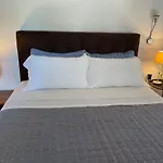 Beachfront In Qerret With A Private Pool 别墅 格勒姆