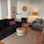 别墅 Beachfront In Qerret With A Private Pool