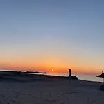 别墅 Beachfront In Qerret With A Private Pool 格勒姆