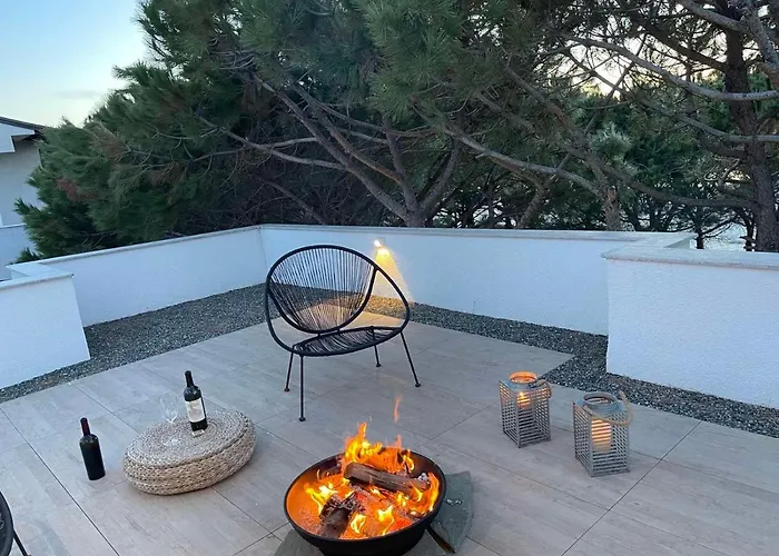 Beachfront In Qerret With A Private Pool Villa *