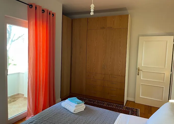 Beachfront In Qerret With A Private Pool 格勒姆